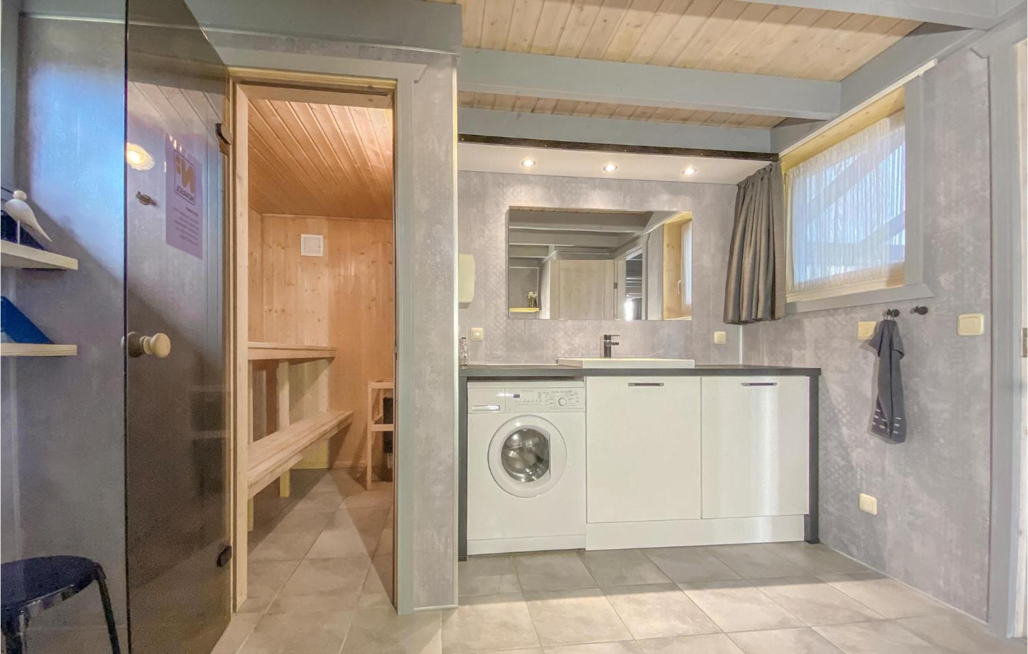 Cozy Home In Rechlin With Wifi Exterior foto